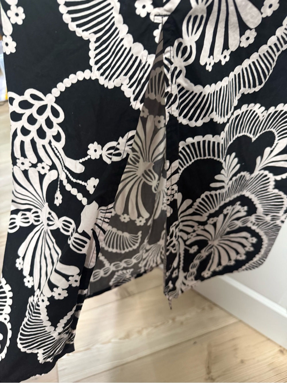 Banana Republic Black & Cream Floral-Pattern Maxi Dress - Picture 5 of 5